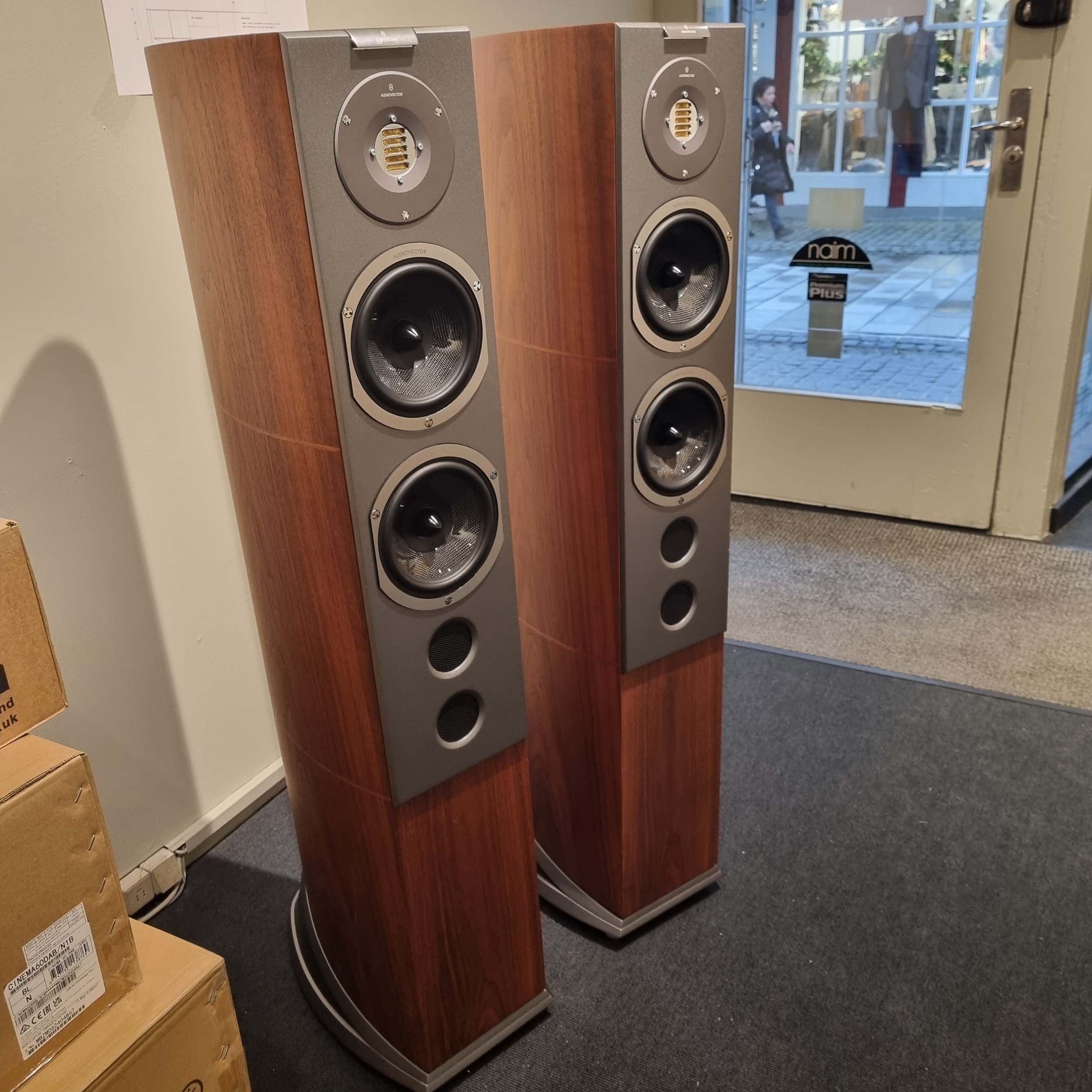 Audiovector R6 Arrete