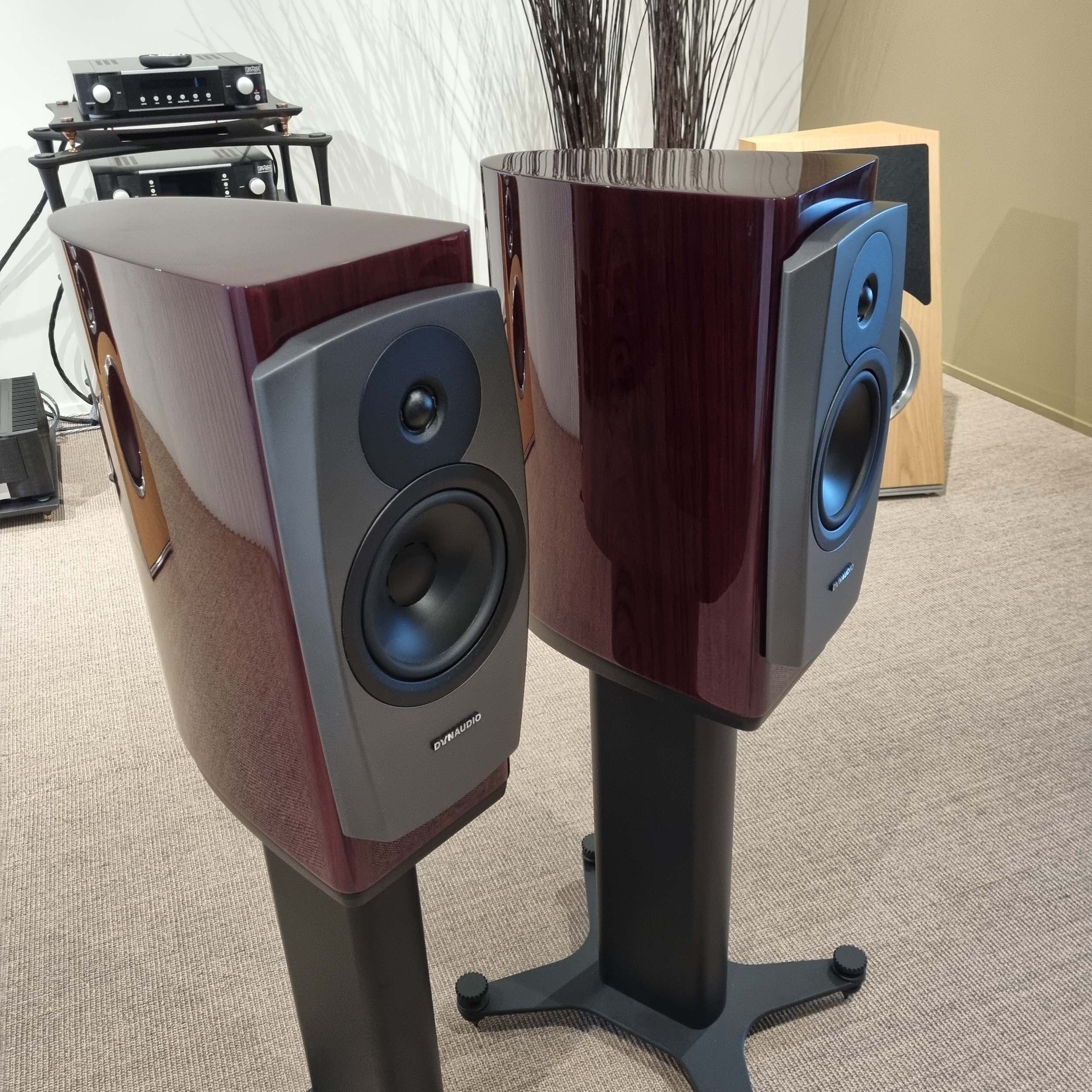 Dynaudio Confidence 20