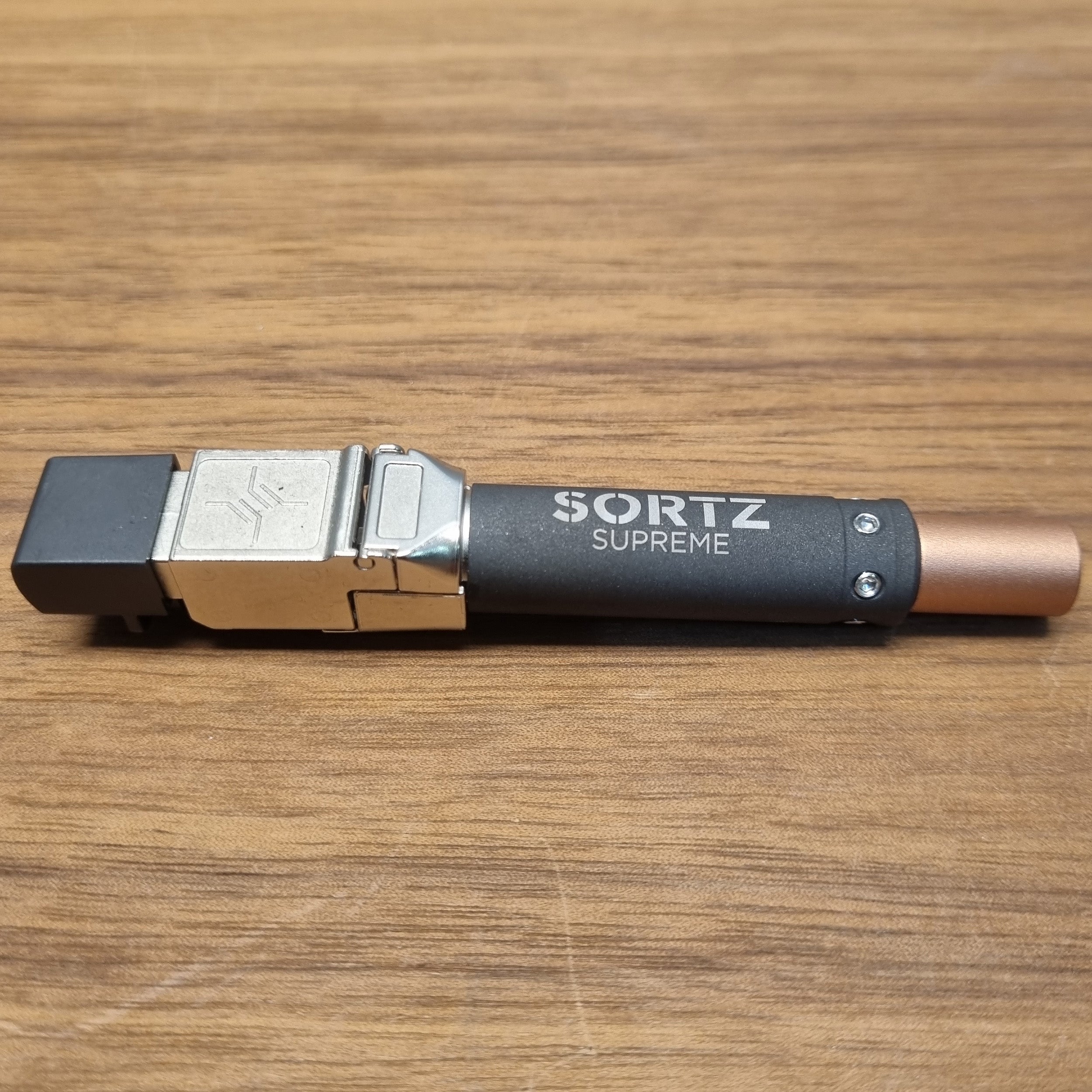 Ansuz SORTZ Supreme RJ45 Lan (brugt)