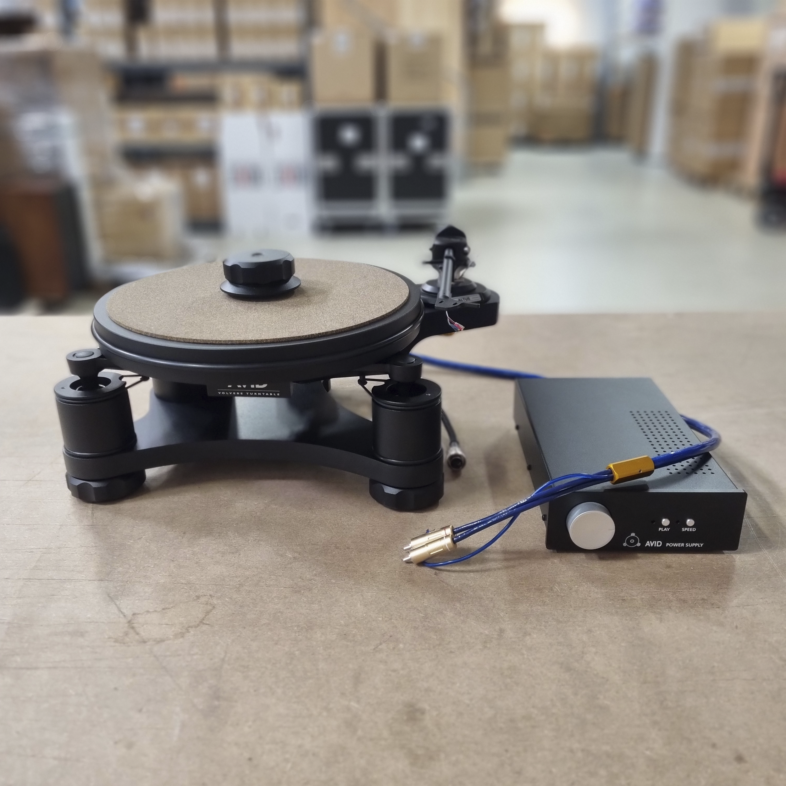 Avid Volvere/Altus arm u pick-up